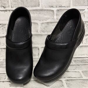 Dansko Professional Clog-Black-Size 39